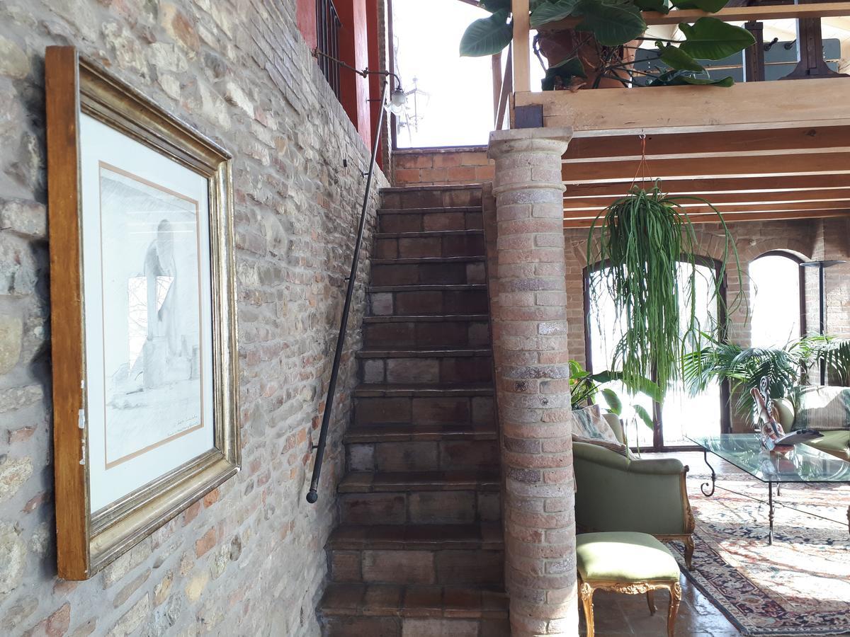 Вилла La Casa Sopra Le Nuvole Медезано Экстерьер фото