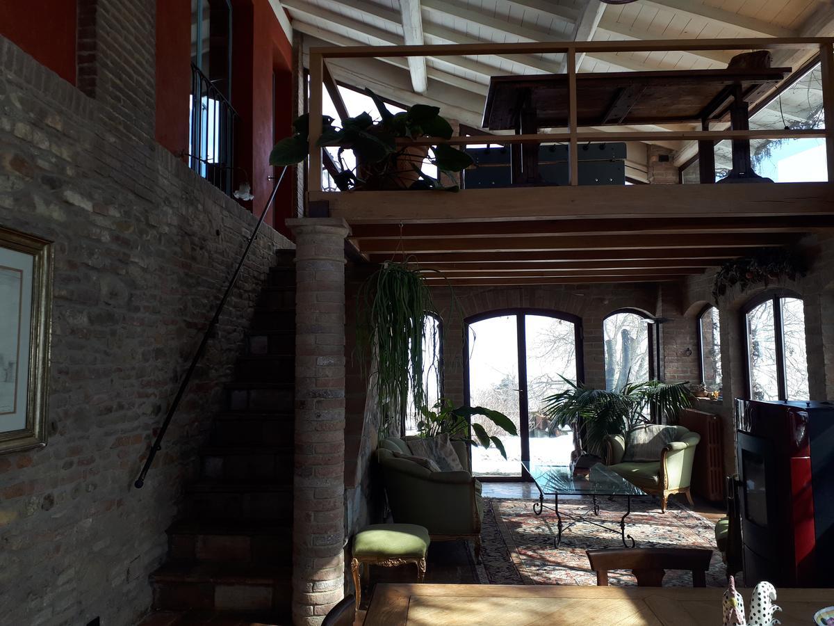 Вилла La Casa Sopra Le Nuvole Медезано Экстерьер фото