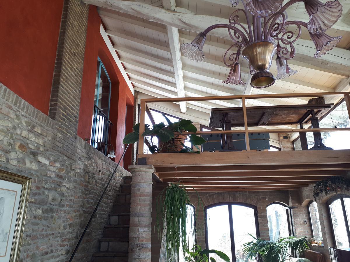 Вилла La Casa Sopra Le Nuvole Медезано Экстерьер фото