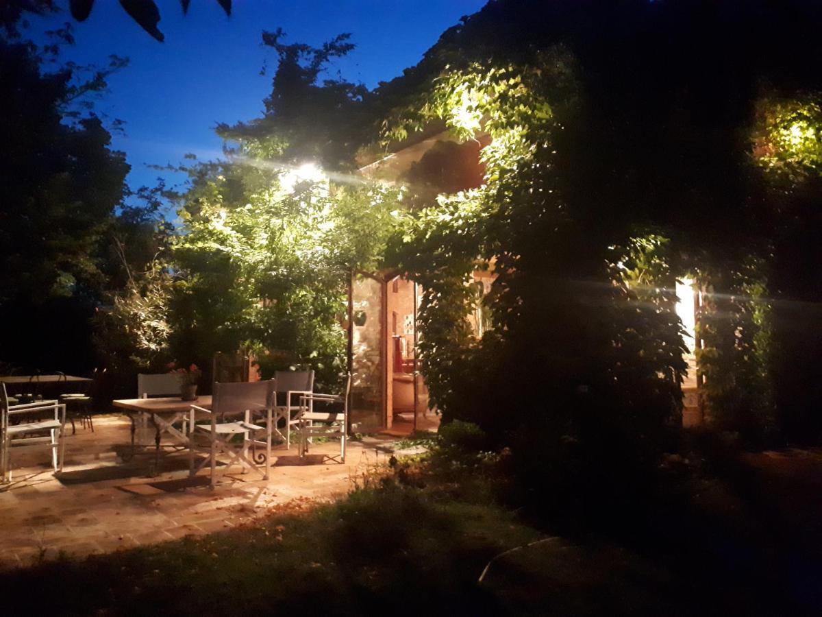 Вилла La Casa Sopra Le Nuvole Медезано Экстерьер фото